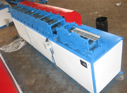 無機布卷簾門設(shè)備