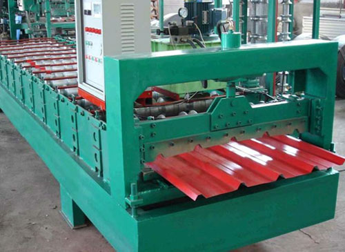 840型彩鋼瓦設備